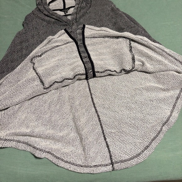 Lucky Brand Knit Tunic Sweater Cowl Neck Herringbone Print M L - Picture 4 of 7